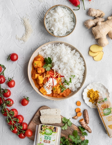 Recept: Indické curry s tofu a basmati rýží