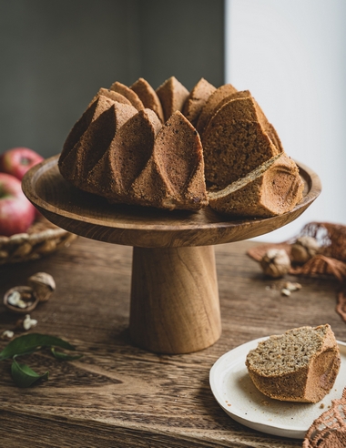 Recept: Ořechová bábovka s jablečným pyré